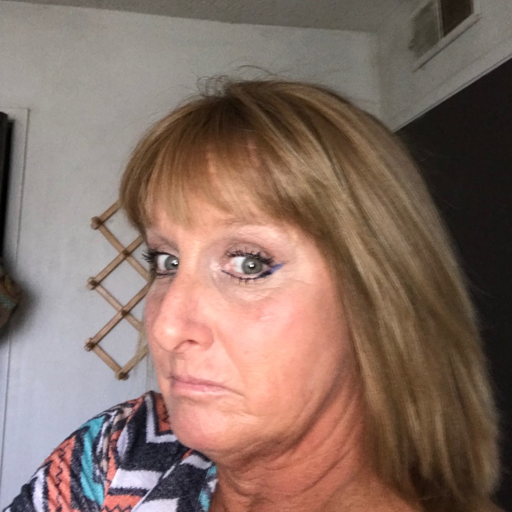 Meet your Posher, Sandee